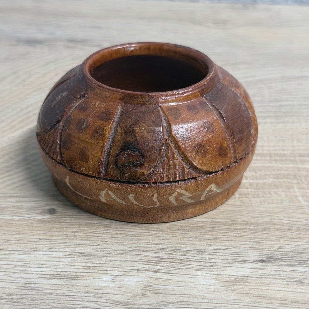 Vintage Hand‎ Carved Wooden Bowl Rustic Boho Primitive Tribal Home Decor Laura